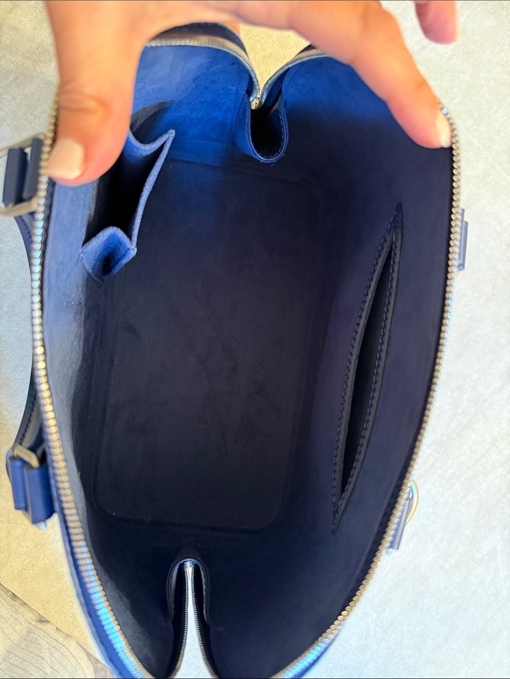 Louis Vuitton Blue Epi Alma PM Satchel - Picture 8 of 15
